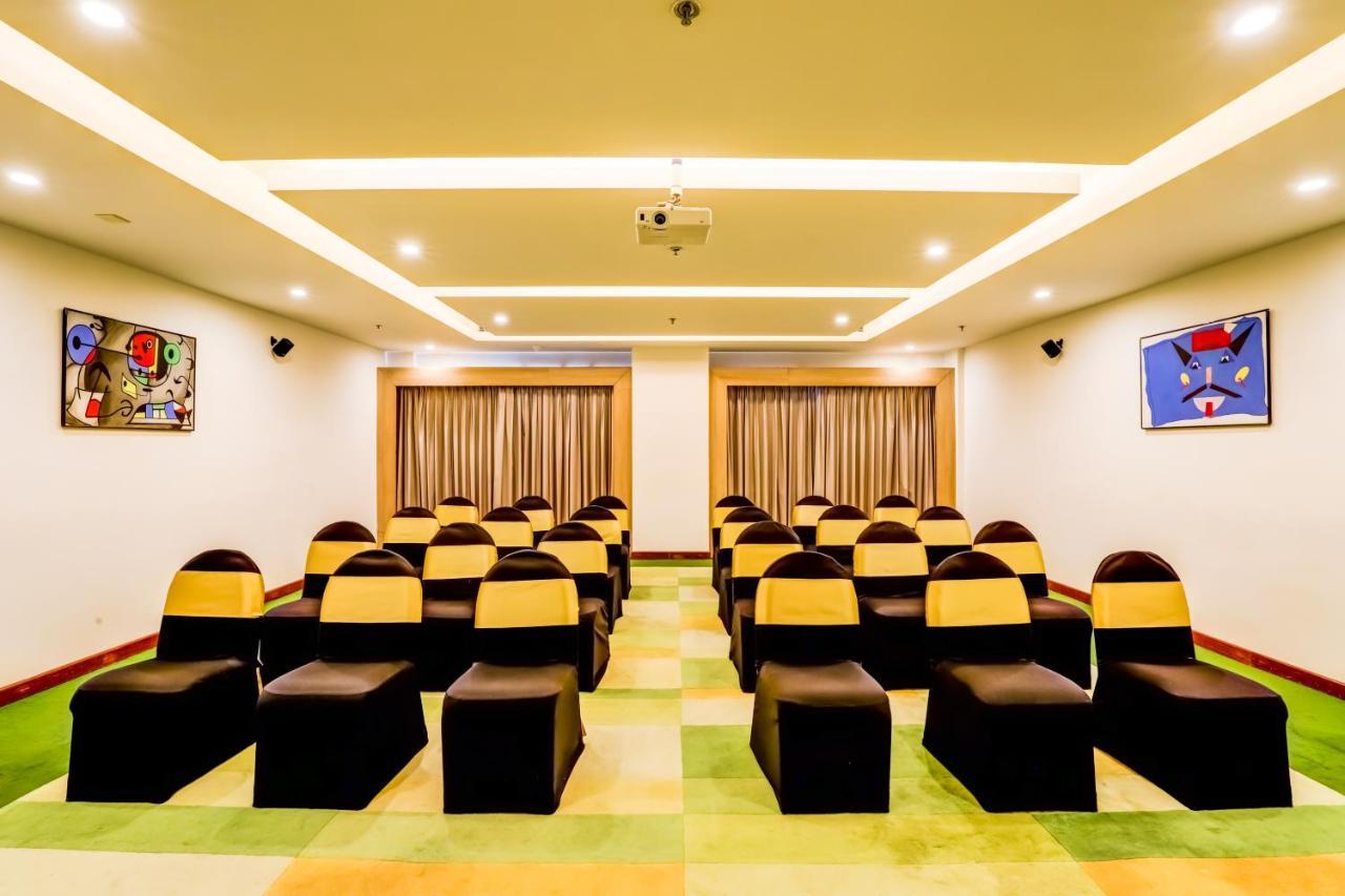 Lemon Tree Hotel Electronics City Μπανγκαλόρ Εξωτερικό φωτογραφία